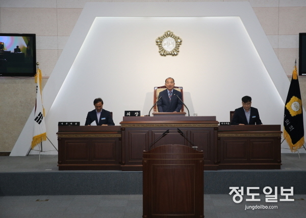 제233회 의성군의회 임시회 폐회