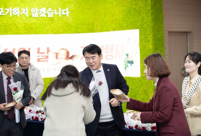 이정선 교육감, ‘세계 여성의 날’ 맞아 격려와 소통의 장