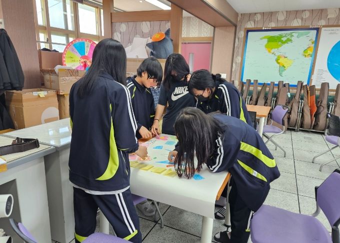 수원교육지원청, 학생상담자원봉사제 ‘학교로 찾아가는 집단상담’실시