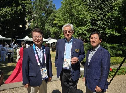 육동한 춘천시장, 태권도 올림픽 정식 종목 채택 30주년 기념 축하