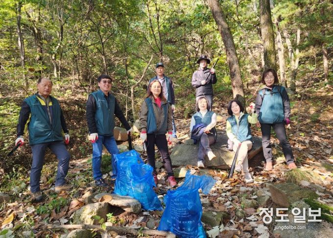 소요동 주민자치위원회, 마차산 등산로 환경정화