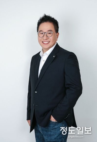 제7회 남구만 신인문학상을 받은 박형식씨