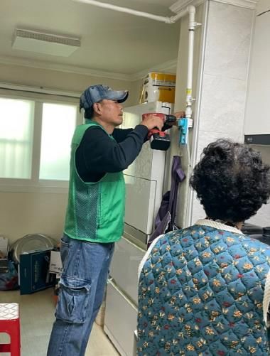 파주시 금촌3동 새마을회, 가스안전장치 설치 봉사