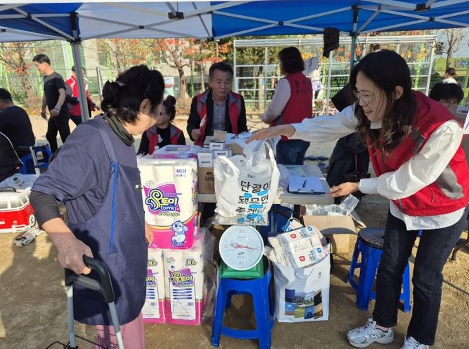 평택시 용이동 통장협의회, 재활용 분리배출 문화 정착을 위한 ‘찾아가는 재활용 DAY’ 추진