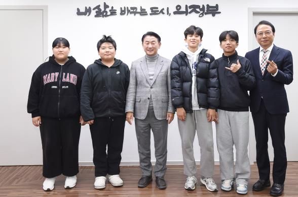 삼현초 체육대회 입상자 격려