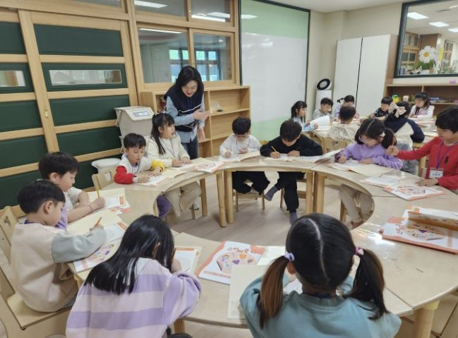 용인특례시 '건강한 돌봄놀이터' 진행 모습