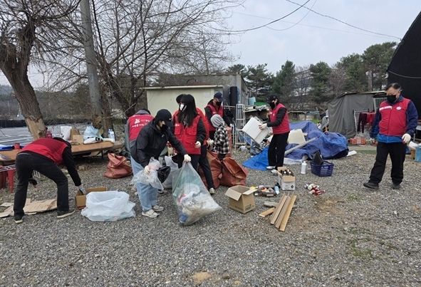 파주시 월롱면, 농막 거주 어르신 가구 주거환경 개선 활동 펼쳐